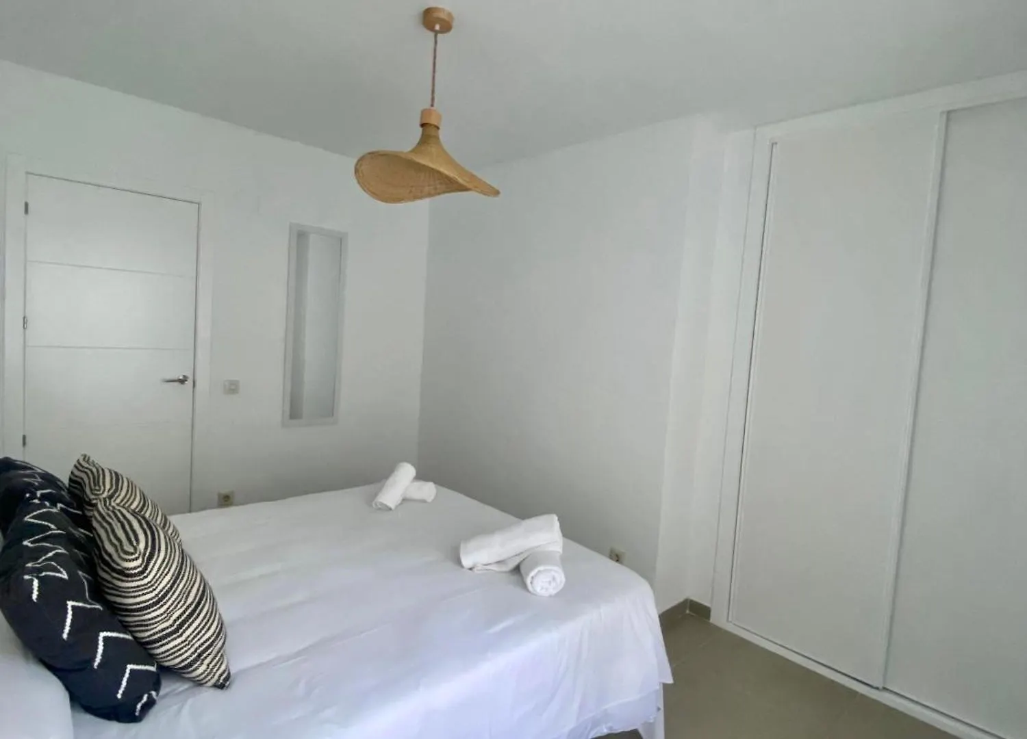 9752 Apartamento Corte Ingles Cordoba 0*,  Spain